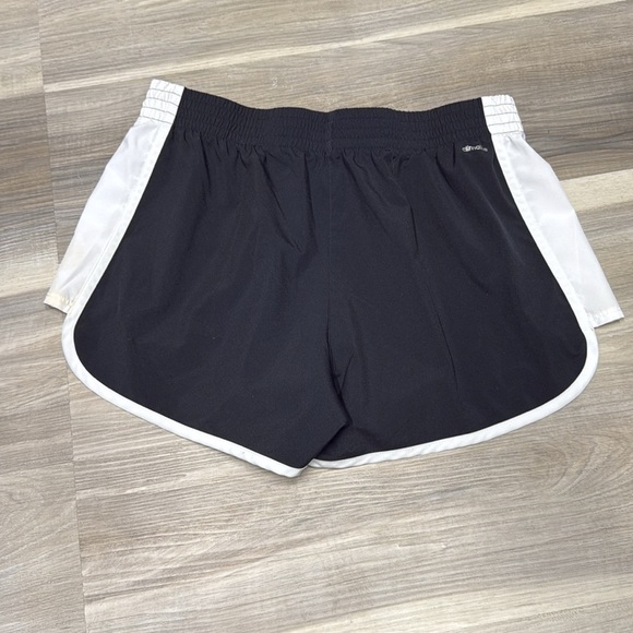 Adidas athletic shorts size medium - Picture 6 of 7